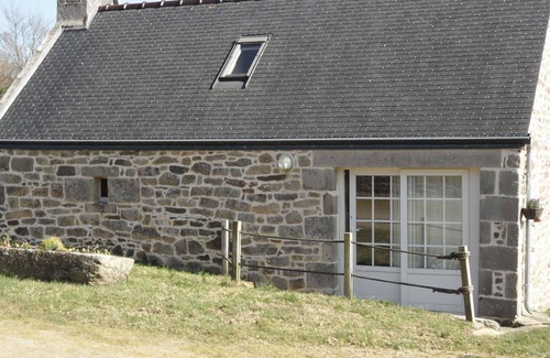 Cleden-Cap-Sizun House | Holiday house Cléden Cap Sizun for 3 - 4 persons with 2 bedrooms - Holiday house