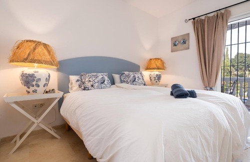 Urbanizacion el Rosario House | Holiday house Elveria for 1 - 10 persons with 5 bedrooms - Holiday home