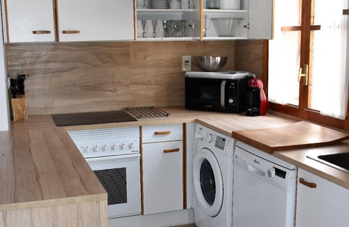 Escarrilla House | Holiday house Escarrilla for 1 - 10 persons with 3 bedrooms - Row house