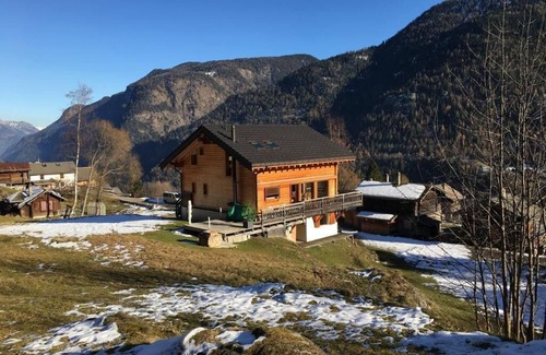Finhaut Ski Chalet | Holiday house Finhaut for 2 - 6 persons with 3 bedrooms - Holiday house