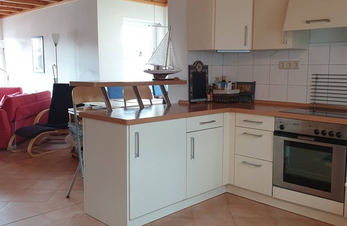 Rheinsberg House | Holiday house for 4 -6 right on the water with boat dock/Mecklenburg Lake District