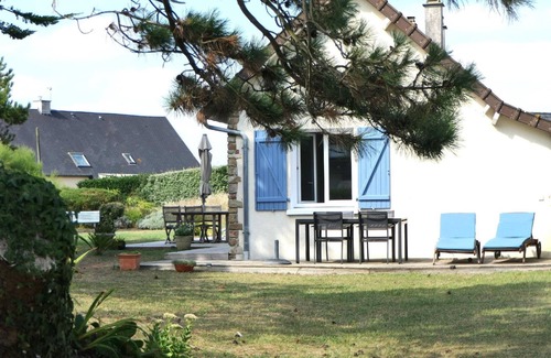 Anneville-sur-Mer House | Holiday house Anneville sur Mer for 1 - 4 persons with 2 bedrooms - Holiday house