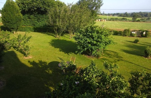 Le Mesnil-Ozenne House | Holiday house Le Mesnil Ozenne for 1 - 2 persons with 1 bedroom - Row house