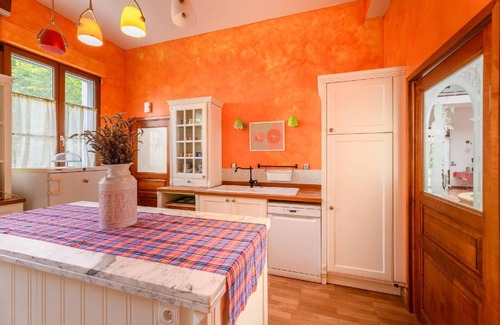 Saint-Cyr-sur-Loire House | Holiday house St Cyr sur Loire for 5 - 15 persons with 6 bedrooms - Holiday home