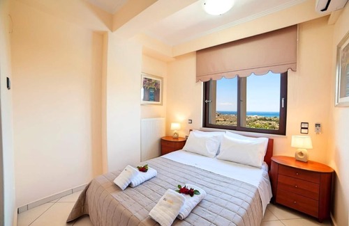 Mathes House | Holiday house Georgioupoli for 1 - 36 persons with 12 bedrooms - Holiday home