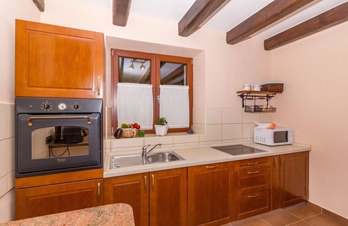Gedici Apartment | Holiday House Ghedda with pool