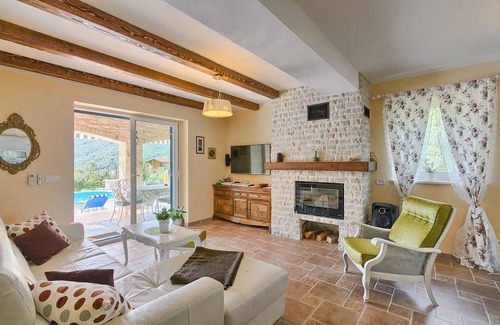 Golovik House | Holiday house Golovik for 1 - 12 persons with 6 bedrooms - Holiday house