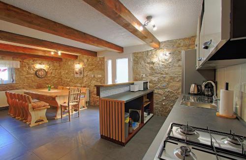 Otocac Villa | Holiday house Green Oasis