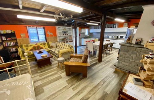 Grono House | Holiday house Grono for 1 - 9 persons with 2 bedrooms - Detached holiday house