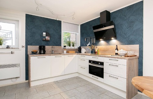 Grou House | Holiday house Grouw for 1 - 6 persons with 3 bedrooms - Holiday house