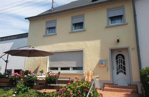 Holzerath House | Holiday house Holzerath for 1 - 7 persons with 4 bedrooms - Holiday house