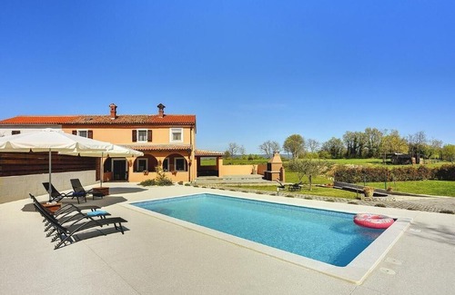 Hreljici House | Holiday house Hreljici for 4 - 5 persons with 2 bedrooms - Twin house