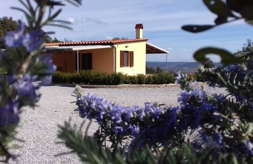 Suvereto House | Holiday house in an idyllic secluded location - nature and culture - near the sea - all year round