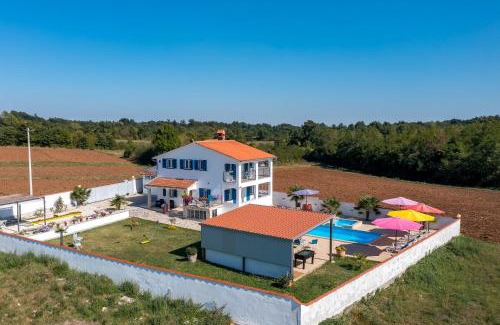Domijanici Villa | Holiday house in rural Istria with pool and hydromassage