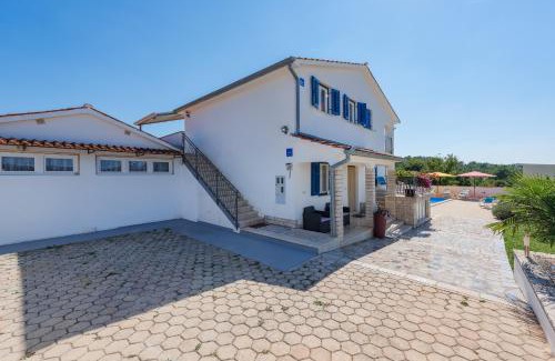 Domijanici Villa | Holiday house in rural Istria with pool and hydromassage