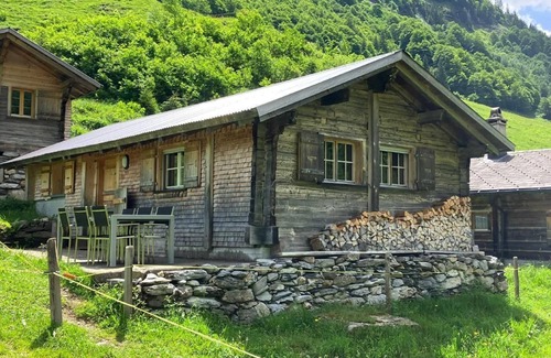 Innertkirchen Ski Chalet | Holiday house Innertkirchen for 1 - 5 persons with 1 bedroom - Farmhouse