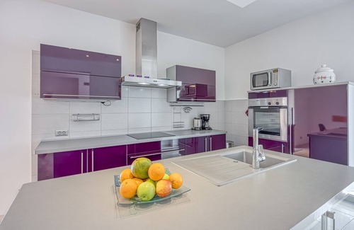 Zbandaj Villa | Holiday House Iris with Private Pool