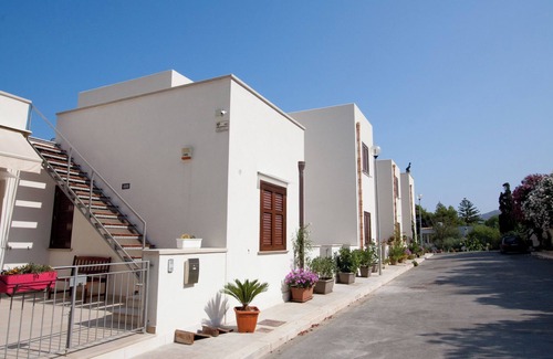 Macari Apartment | Holiday house on 3 floors, sea view