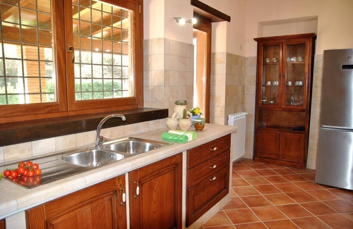 Itri House | Holiday house Itri for 1 - 7 persons with 4 bedrooms - Holiday house