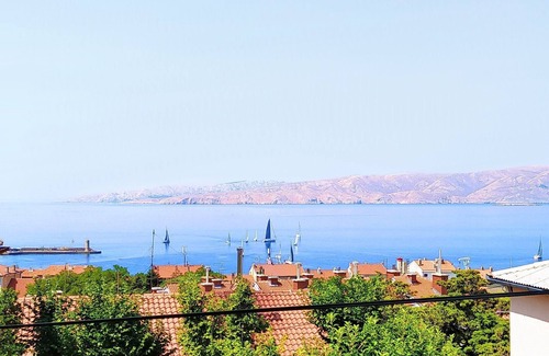 Senj House | Holiday House Jure Senj - 7 minutes to the beach
