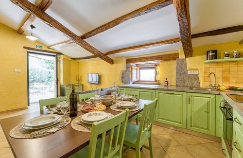Grabri House | Holiday House Kapitani Hum
