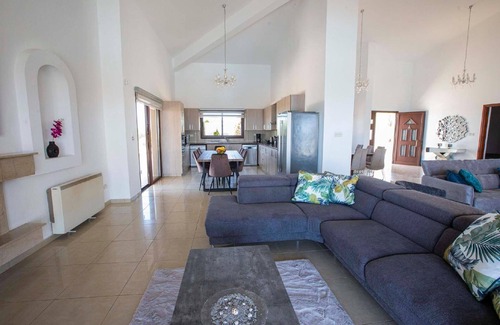 Kathikas Other | Holiday house Kathikas for 1 - 12 persons with 6 bedrooms - Farmhouse