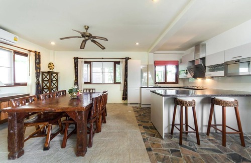 Moo 5 House | Holiday house Ko Samui for 1 - 12 persons with 6 bedrooms - Holiday house