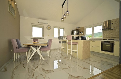 Dicmo House | Holiday house Kraj for 1 - 9 persons with 4 bedrooms - Holiday house