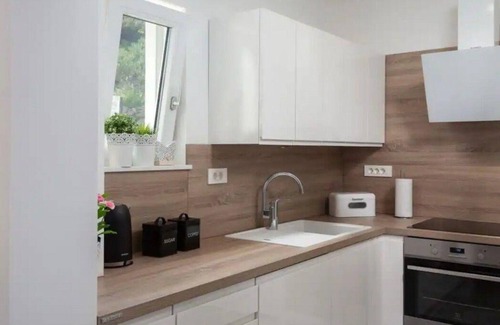 Krvavica House | Holiday house Krvavica for 1 - 6 persons with 3 bedrooms - Holiday house