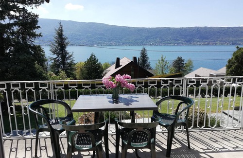 Veyrier-du-Lac Apartment | Holiday House La Veyrolaine/Holiday house at Lake Annecy/Ferienhaus