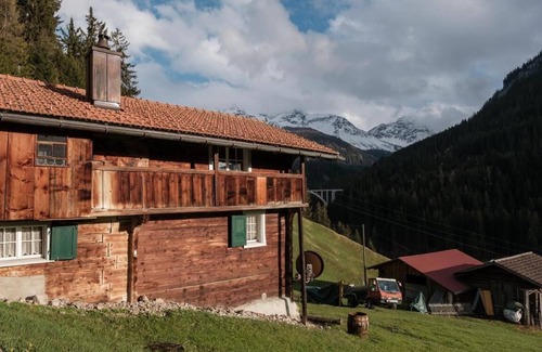 Litziruti Ski Chalet | Holiday house Langwies for 4 - 5 persons with 2 bedrooms - Holiday house