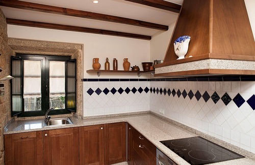 Laxe House | Holiday house Laxe for 1 - 6 persons with 3 bedrooms - Holiday home