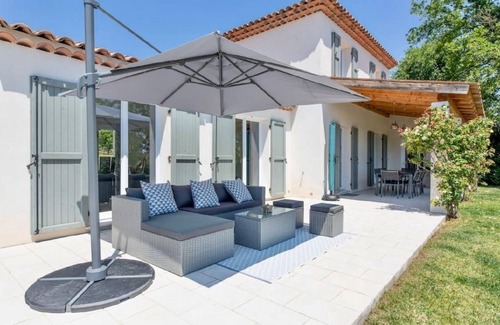 Le Rouret House | Holiday house Le Rouret for 1 - 6 persons with 3 bedrooms - Holiday house