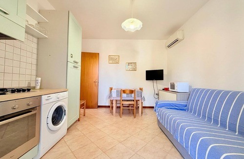 Lido di Volano House | Holiday house Lido di Volano for 1 - 6 persons with 2 bedrooms - Row house