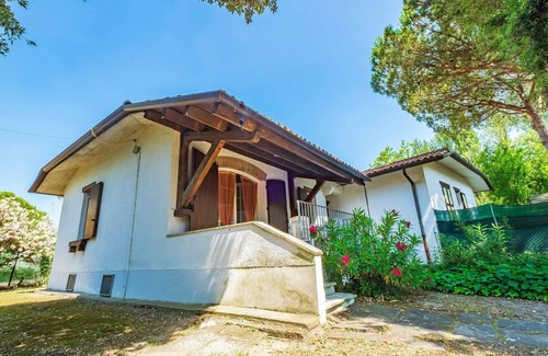 Lido di Volano House | Holiday house Lido di Volano for 1 - 6 persons with 2 bedrooms - Row house