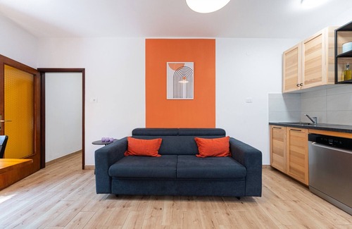 Bratulici House | Holiday house Lijana * quiet location, 3500 m2 fenced garden, WiFi