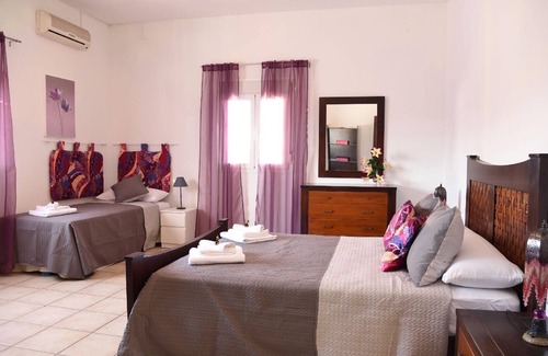 Lora Del Rio House | Holiday house Lora del Rio for 7 - 14 persons with 5 bedrooms - Holiday house