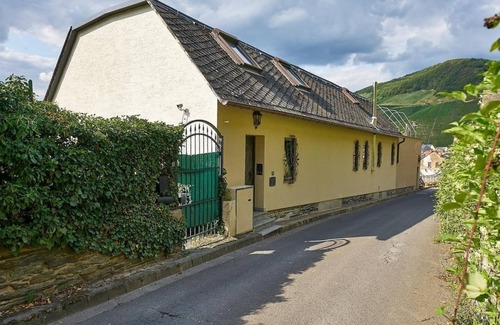 Bernkastel House | Holiday house Mosel-hostel