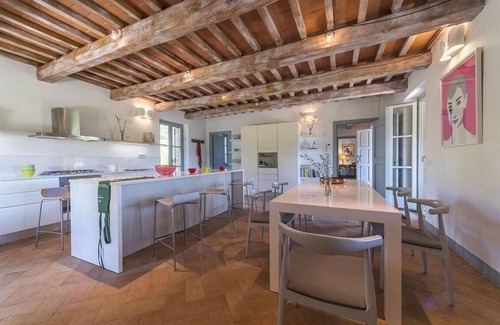 Matelica House | Holiday house Matelica for 1 - 8 persons with 4 bedrooms - Holiday home