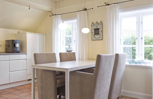 Midlum House | Holiday house Midlum for 1 - 3 persons with 2 bedrooms - Holiday home