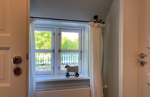 Midlum House | Holiday house Midlum for 1 - 3 persons with 2 bedrooms - Holiday home