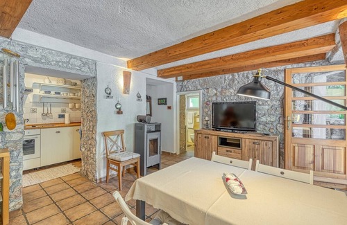 Sveti Vid Dobrinjski House | Holiday House Mlin with Private Pool