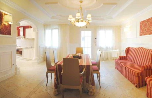 Montelabbate House | Holiday house Montelabbate for 1 - 12 persons with 5 bedrooms - Holiday house