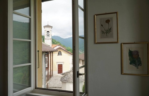 Castel San Pietro House | Holiday house Monte for 1 - 10 persons with 5 bedrooms - Detached holiday house