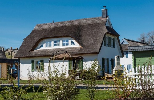 Ummanz House | Holiday house Mursewiek for 1 - 6 persons with 3 bedrooms - Luxury holiday home