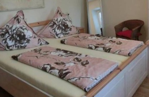 Neumagen-Dhron House | Holiday house Neumagen-Dhron for 8 - 14 persons with 6 bedrooms - Holiday home