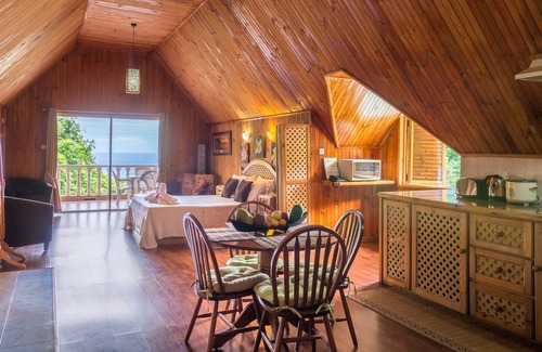 Anse Royale House | Holiday House - Near spectacular beaches