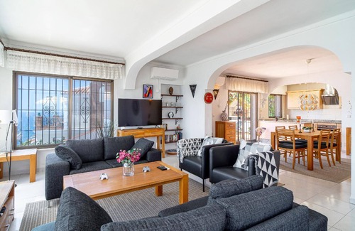 Punta Lara House | Holiday house Nerja for 1 - 6 persons with 3 bedrooms - Holiday home