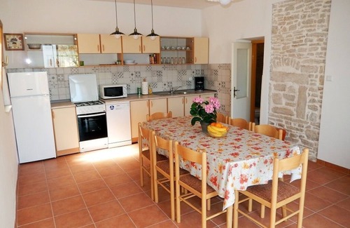 Liznjan House | Holiday house Oriana . suitable for families with children