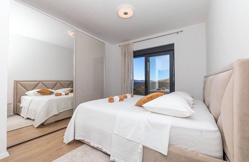 Primorski Dolac House | Holiday house Primorski Dolac for 1 - 8 persons with 4 bedrooms - Holiday home